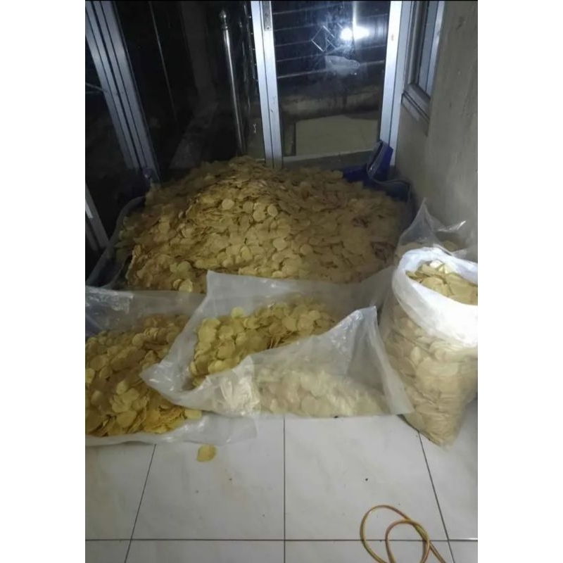 

Emping mlinjo kualitas Super, Tipis 5Kg Siap Exsport