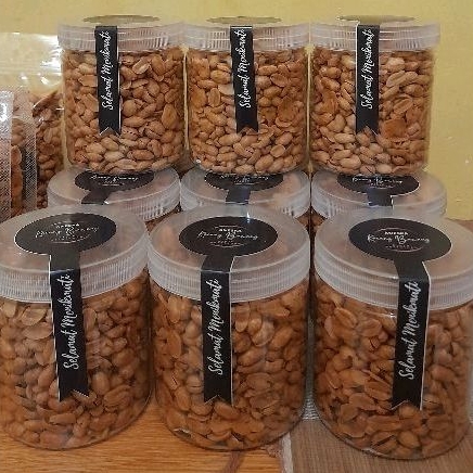 

Kacang Bawang Goreng Buat Teman Ngemil 300gr