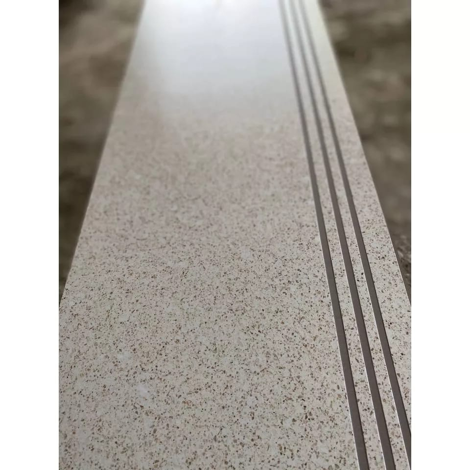 Stepnosing Granit Tangga motif CREAM MATT MARMETTA 30x100,20x100