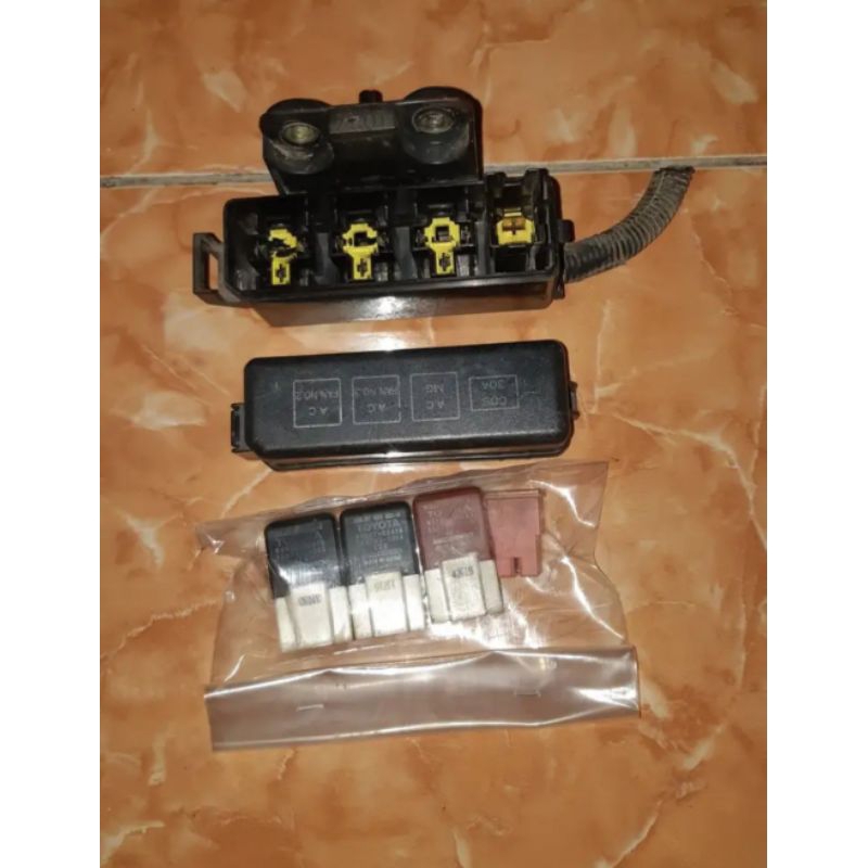 fuse box ac sikring great corolla