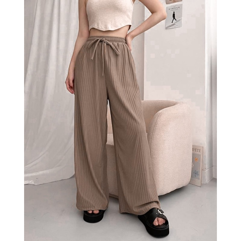 Celana Kulot Knit Hornet Nesie