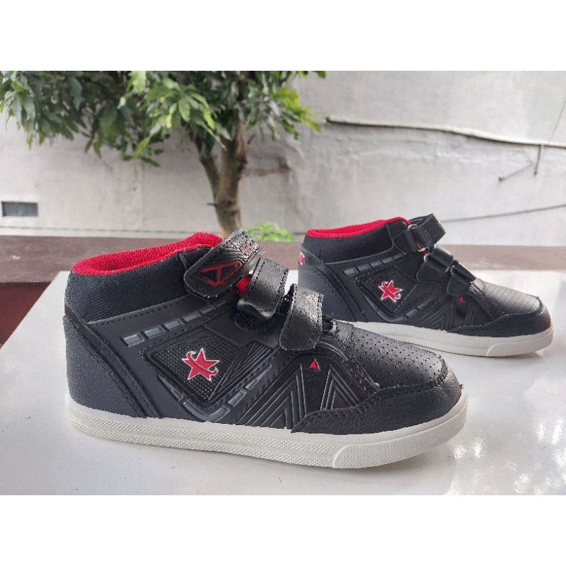 sepatu sekolah sepatu full hitam perekat tanpa tali sepatu anak sekolah sd