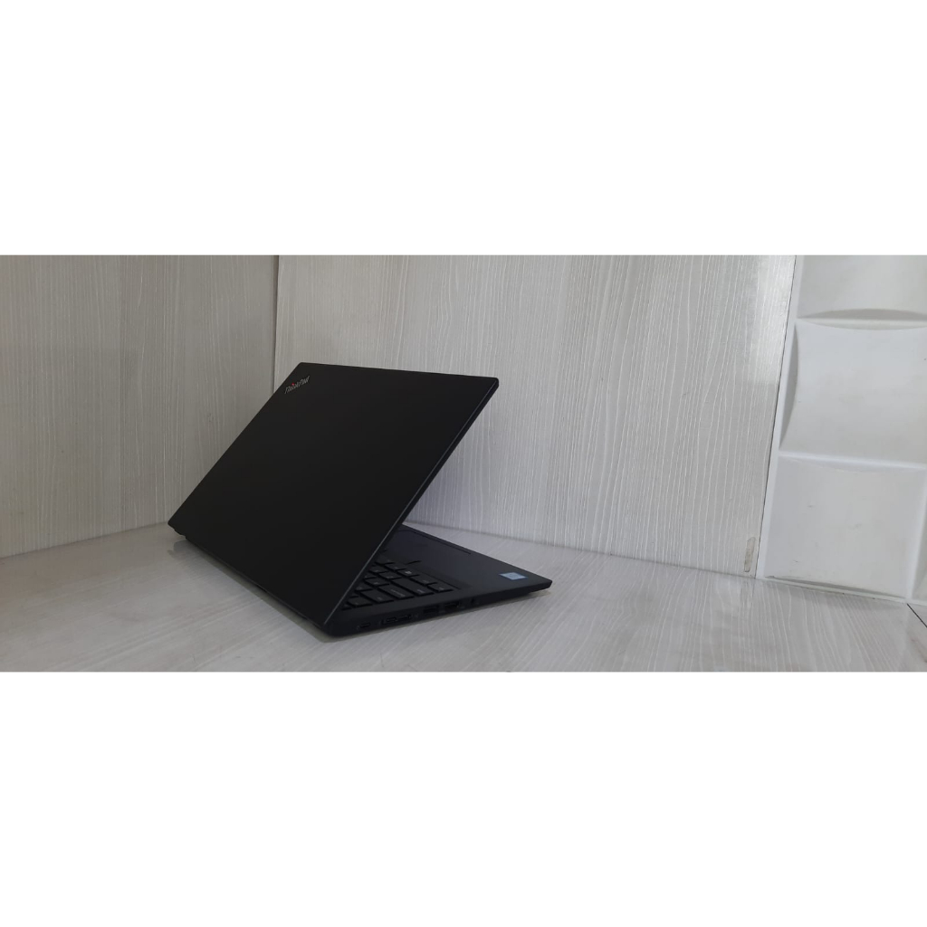 Laptop Lenovo ThinkPad X280 Core i5 Gen8 Ram 16GB SSD M.2 NVMe 256GB Layar 12,5in Second Bergaransi