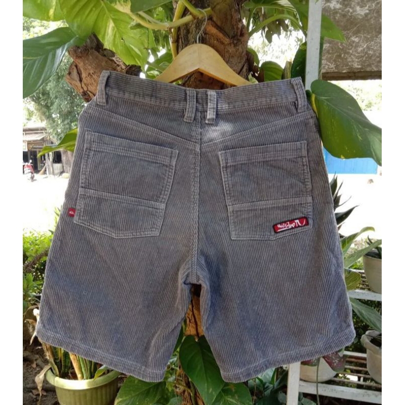 Celana pendek Quiksilver Corduroy