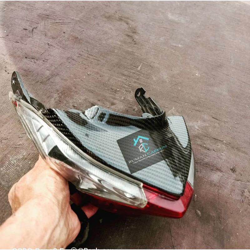 Cover Tutup Lampu Belakang beat karbu