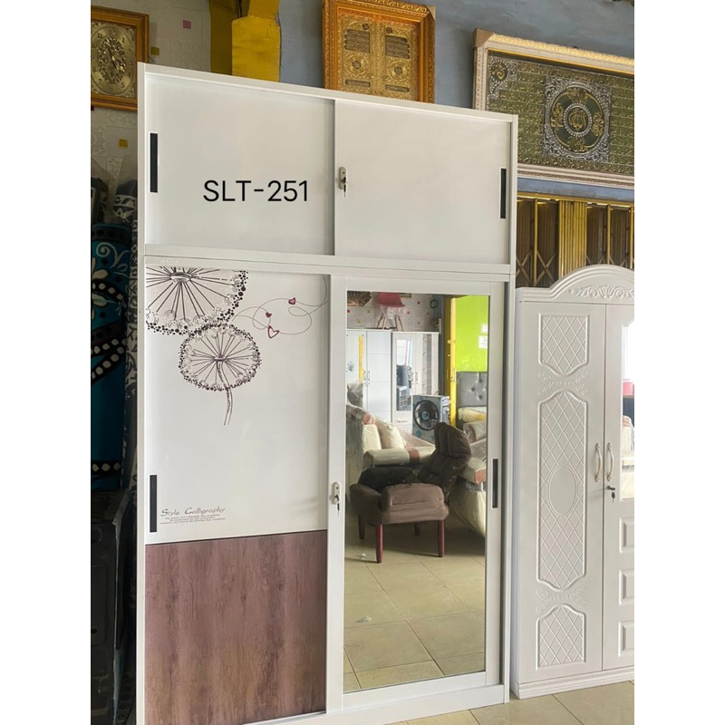 Lemari pakaian besi full sliding tinggi jumbo