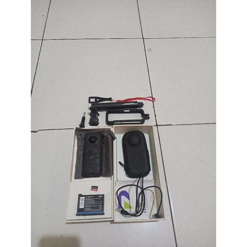 insta 360 one X2 second like new