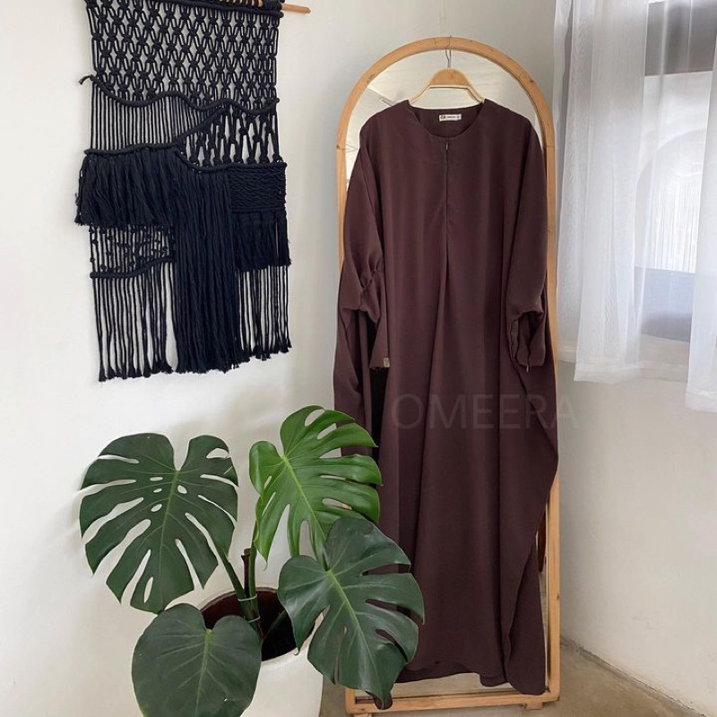 Noora Mahoni Spice Omeera