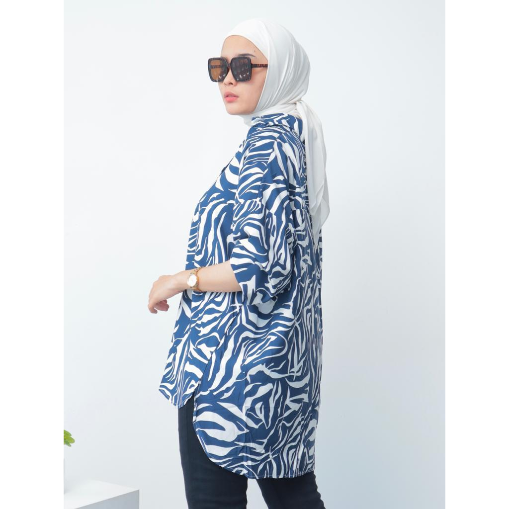 Blouse Wanita Naqia Oversize - 2301.01.029