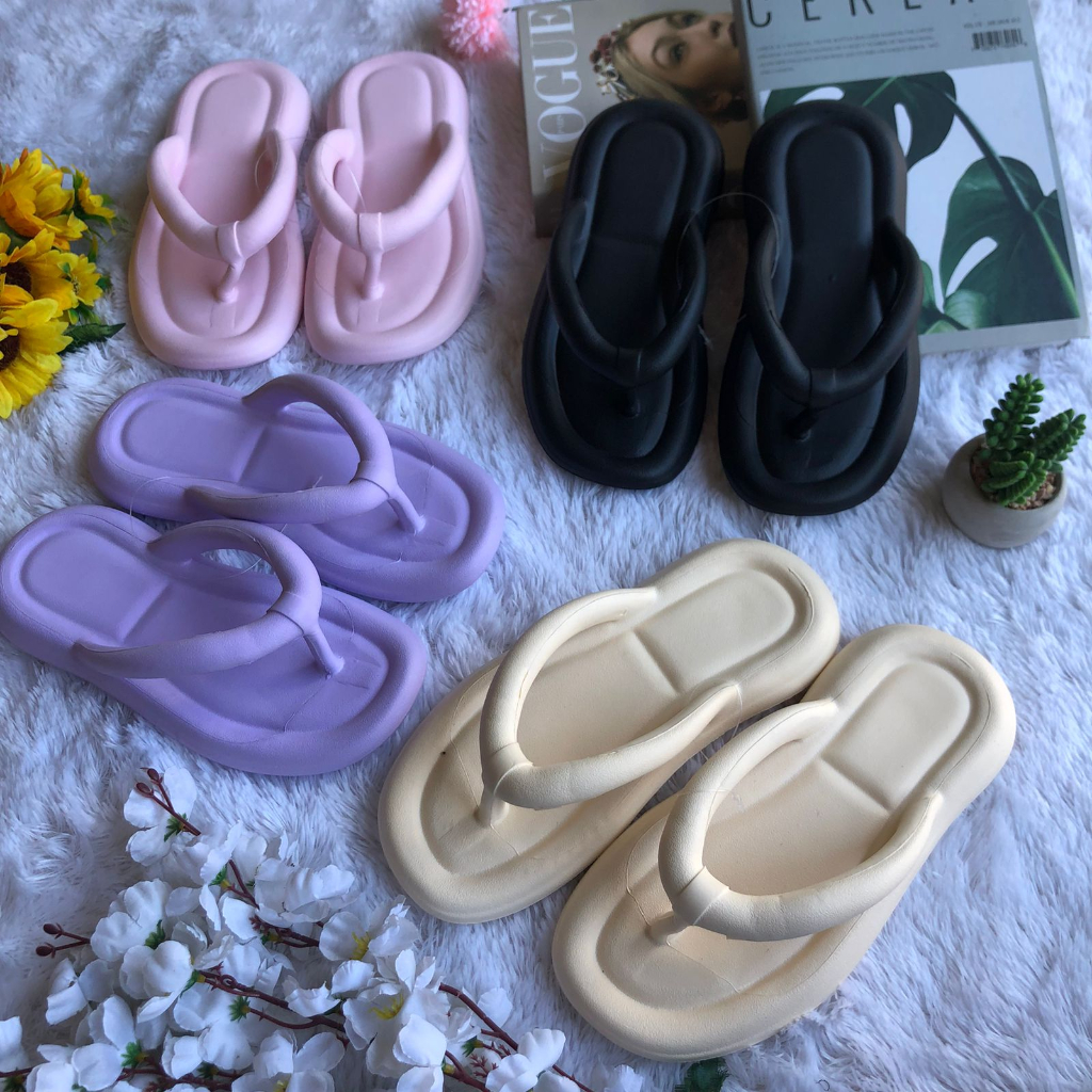 Sendal Jepit Wanita | Sendal Wanita Sendal Japit Wanita Sendal Karet Wanita Sepatu sendal Jepit Sandal Jepit Cewek Anti Slip Korean Style Sandal Jelly Nyaman Empuk Anti Slip Sandal Rumah Sendal Jepit Wanita