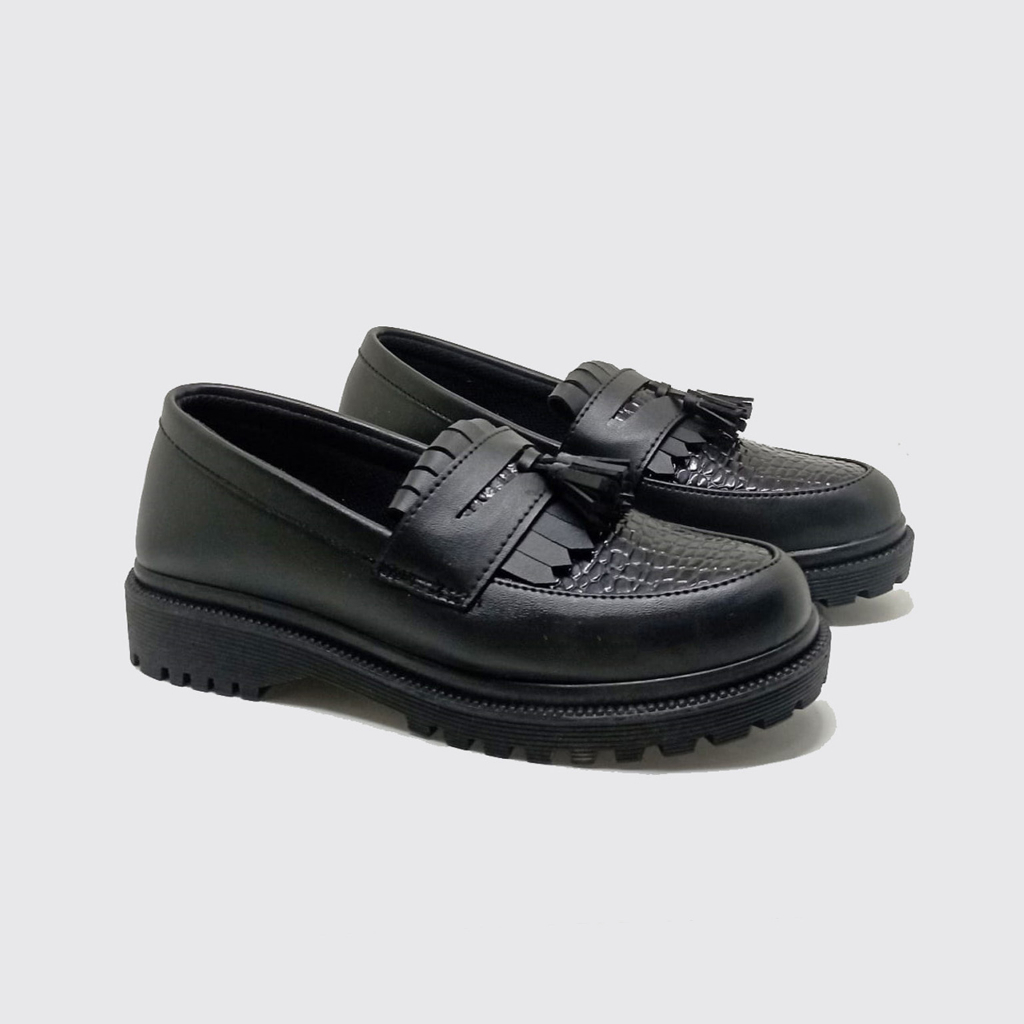 Sepatu Loafer Wanita Big Size Jumbo - Loafers Docmart Slip On Klasik Black Kulit - Ukuran Super Besar Gede