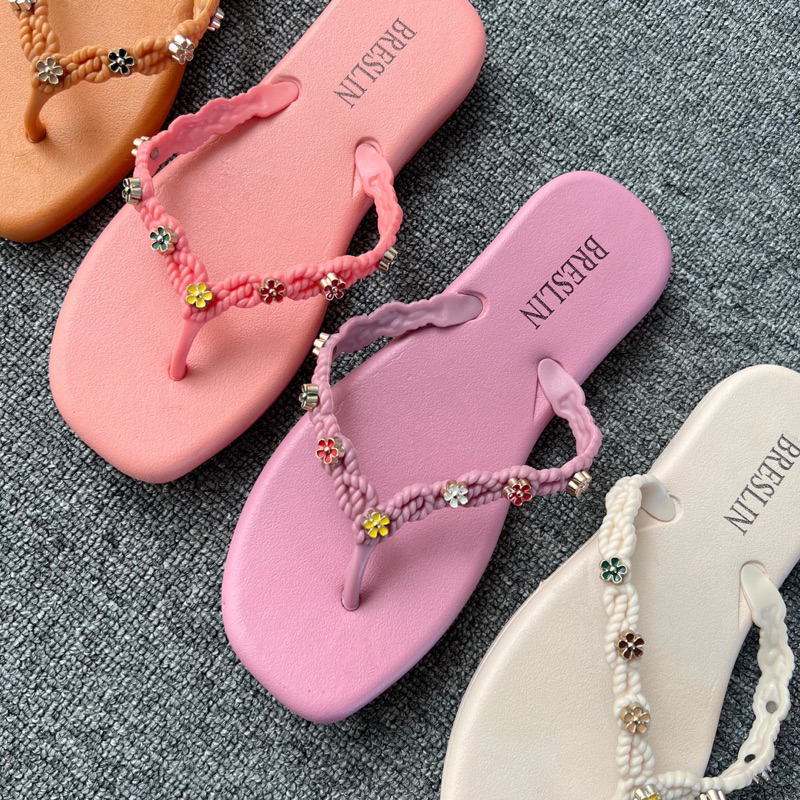 Kineta Sandal / Sandal Wanita Terbaru