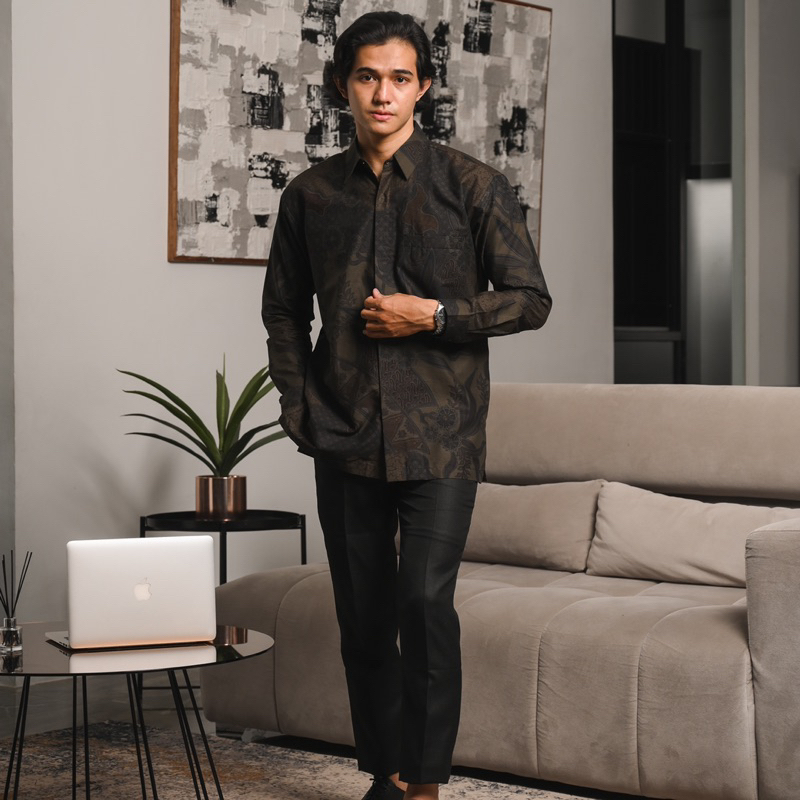 Batik Ayman - RAHARDIAN BLACK | Kemeja Batik Pria Katun Solo Halus Mewah Premium