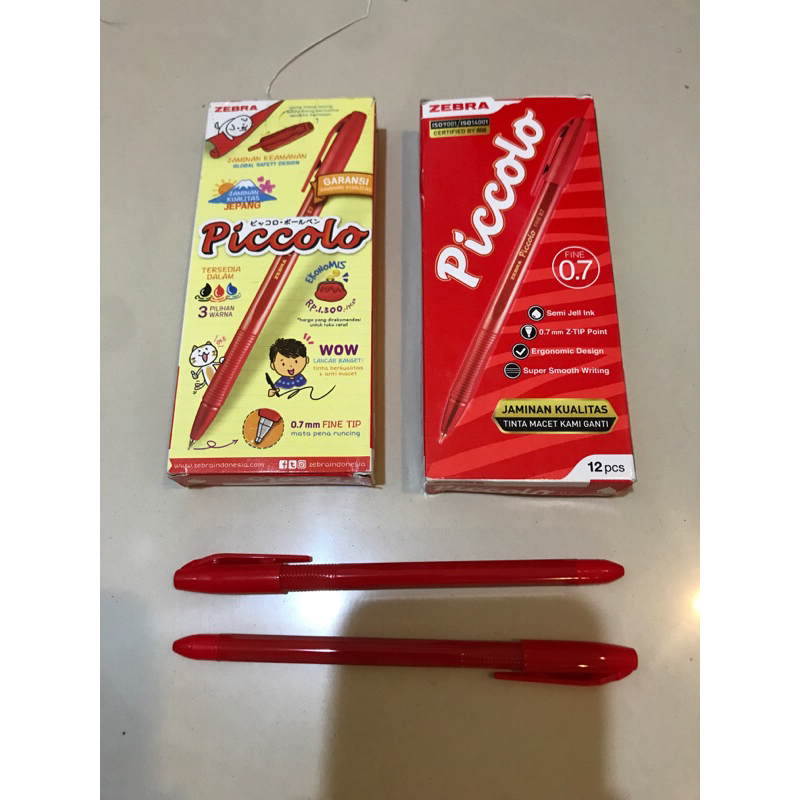 

Pulpen zebra Piccolo red 0,7mm