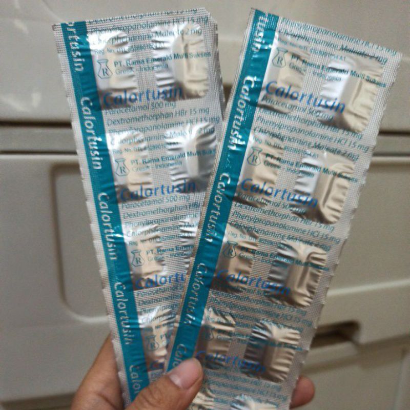 Calortusin paracetamol 500mg 500 mg strip 10 kaplet batuk demam flu bersin sakit kepala