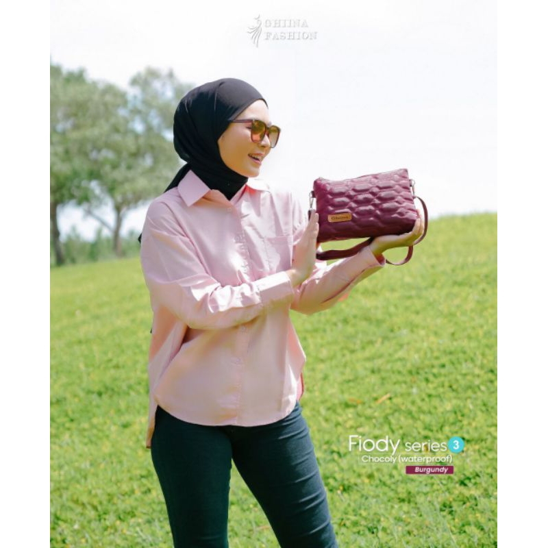 SPECIAL PRICE FIODY HANDBAG New by Ghiina fashion