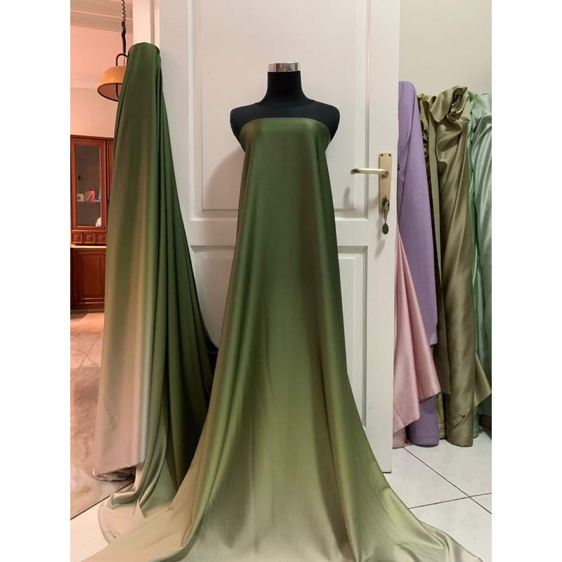 Bahan Kain Satin Armani asikk Gradasi Ombre Gradient 2 tone Warna Army sage