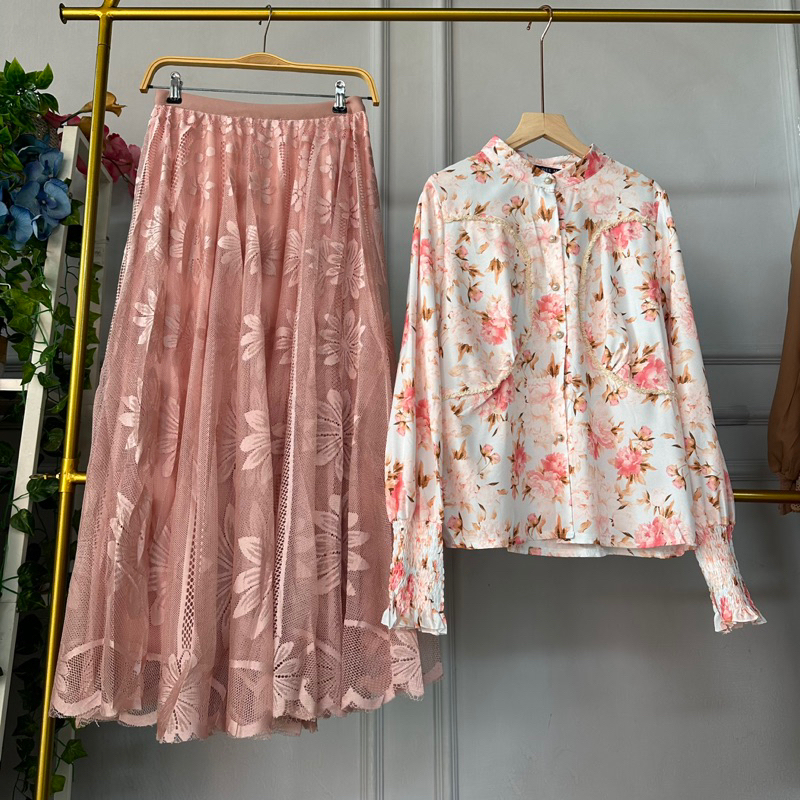 youngmoodis Laila setrok setelan blouse motif dan rok tutu brokat