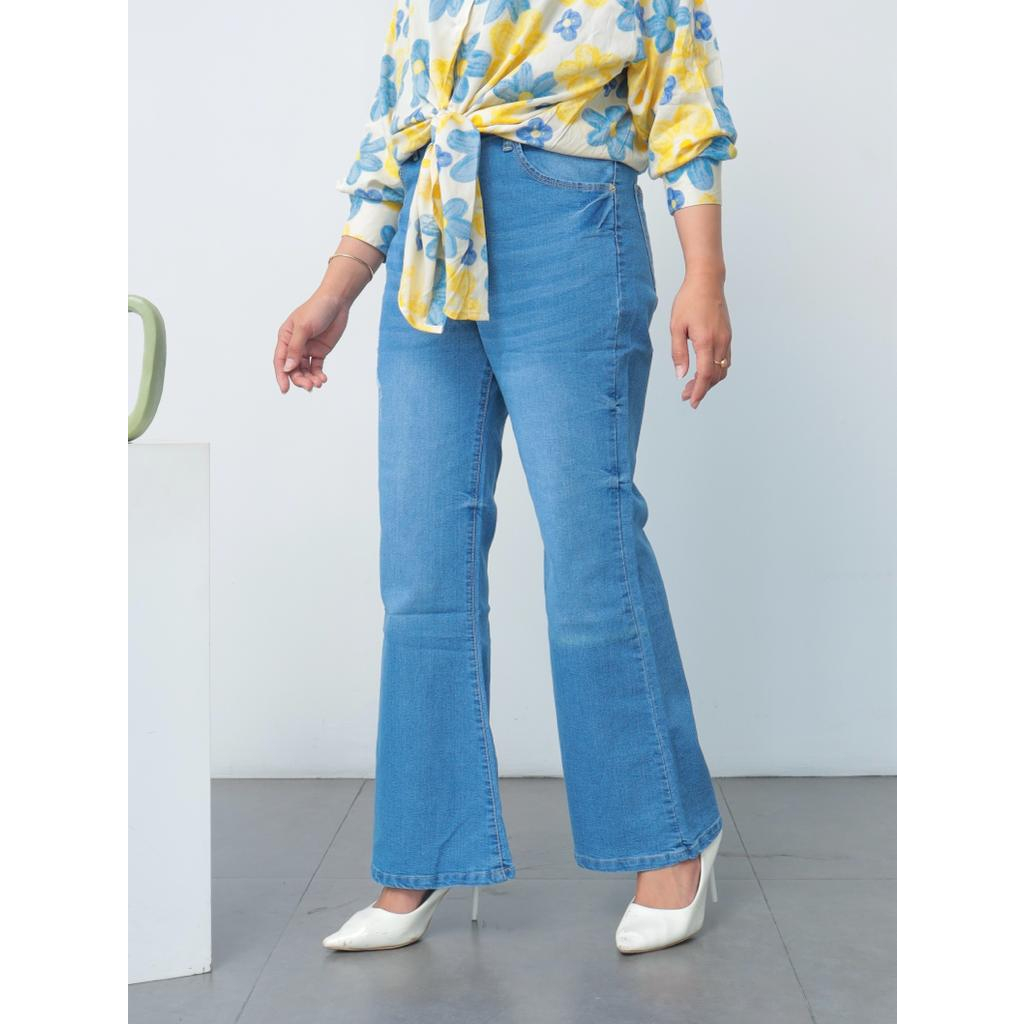 Celana Jeans Flare 1956 -2202.01.079