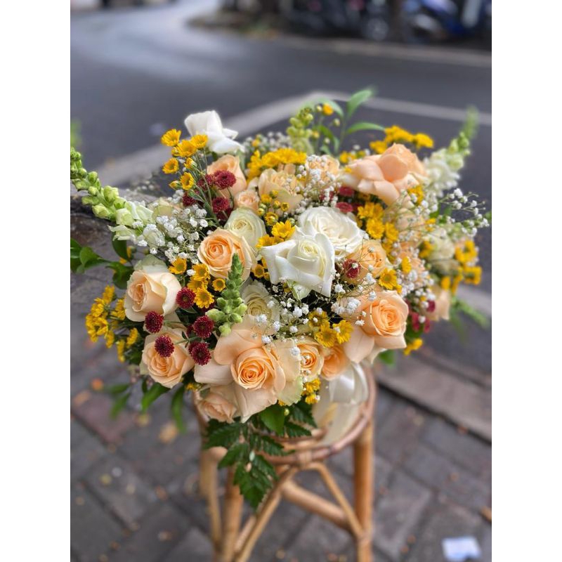 rangkaian bunga kiriman/ rangkaian meja/bunga ulangtahun