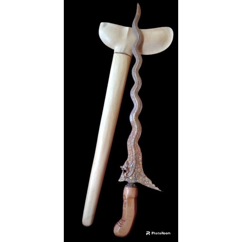 keris nogo sosro luk 13