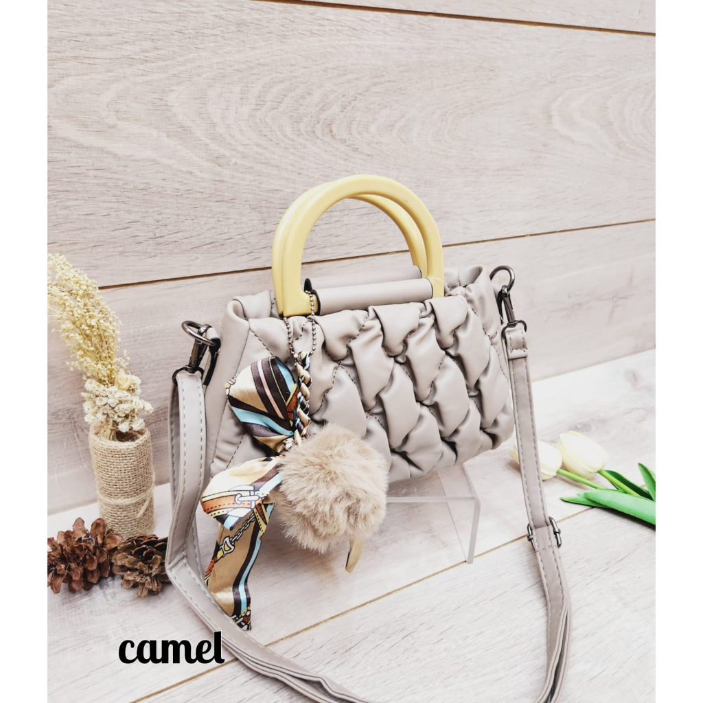 Promise Bag's shop-Tas Wanita Import satu tali/Tas selempang J01034