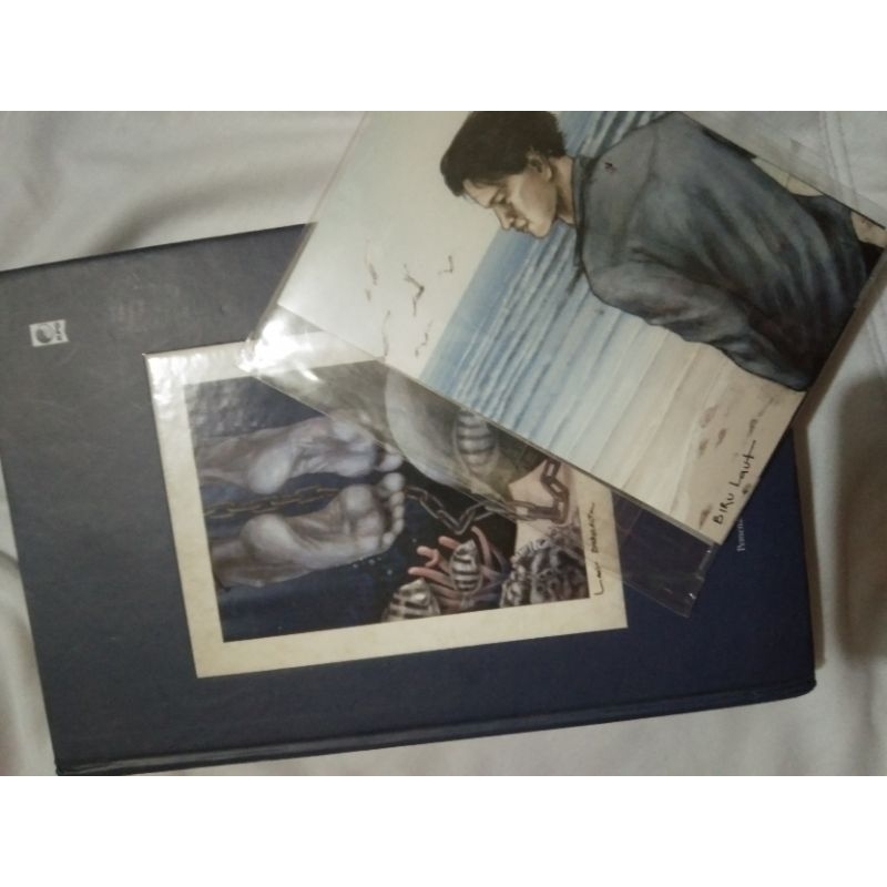 Laut Bercerita Hard Cover Preloved