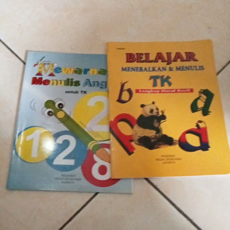 

Buku mewarnai dan menebalkan huruf angka