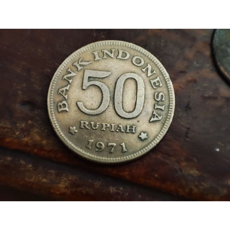 Uang koin 50 rupiah