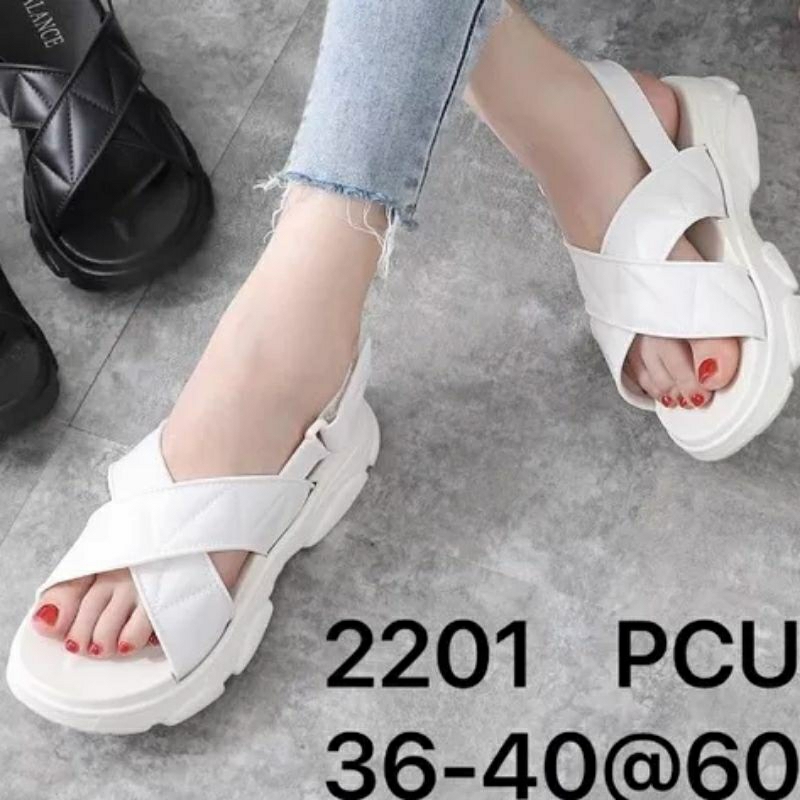 Sepatu Sandal Karet Wanita Wedges Gladiator Korea Kekinian