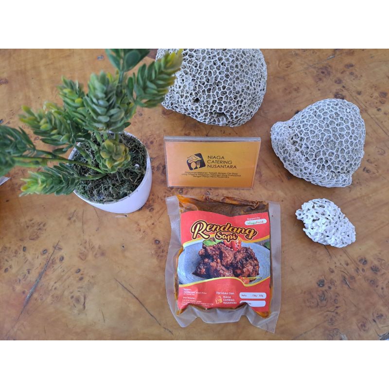 

Rendang sapi gurih nikmat