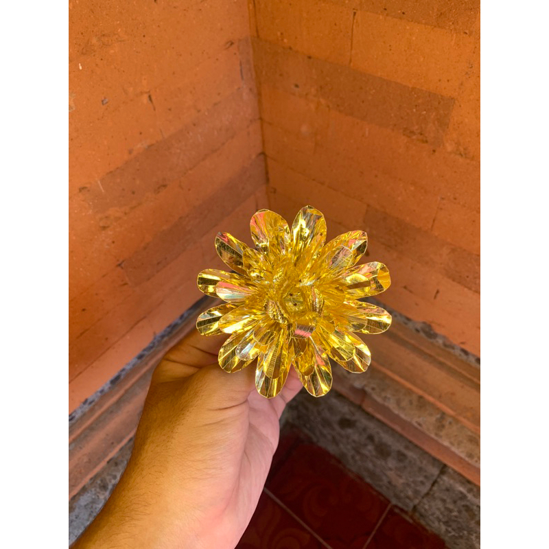 cucuk bunga matahari emas