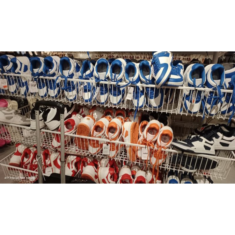 sepatu Sneakers COTTON ON
