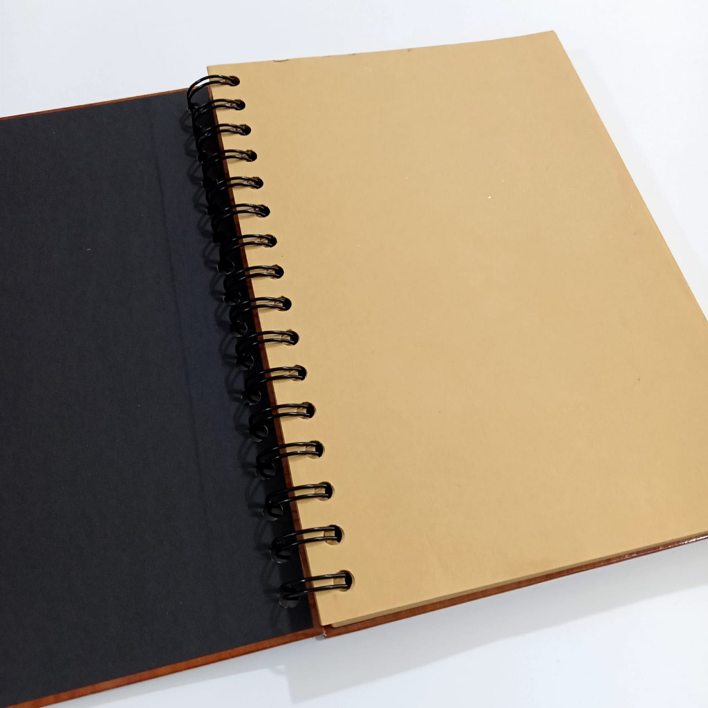 

NOTEBOOK A5 POLOS / NOTEBOOK LUCU / NOTEBOOK A5 SPIRAL / NOTEBOOK A5 HARDCOVER / NOTEBOOK AESTHETIC / BUKU CATATAN AESTHETIC