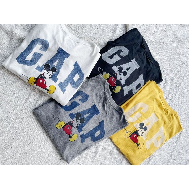 Gap disney graphic t shirt