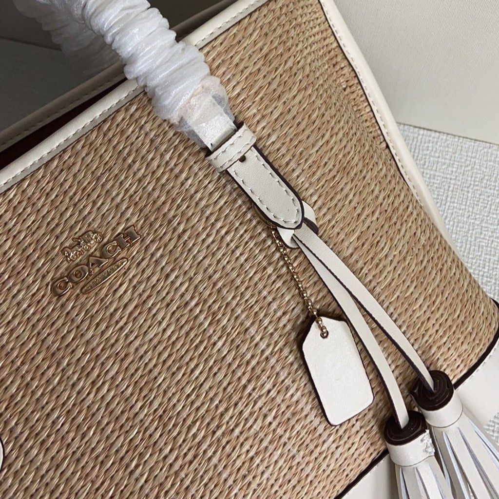 Coach Mollie Tote 25 In Straw and Smooth Leather CH210