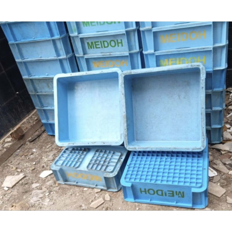 countener box plastik bekas bahan tebal UK 34x34x10