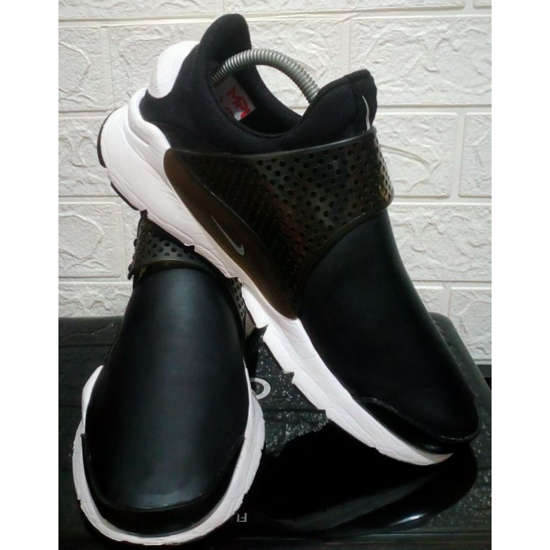 Nike Slip on sock dart Black white Original