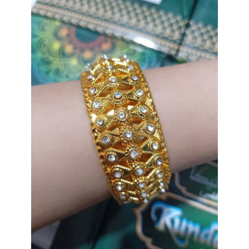 Model Dubai Gold Mata Swarovsky Lapis Emas Adat Bugis Gelang Tabung Premium Oleh Oleh Haji Umroh Rep