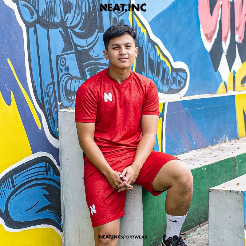 NEAT.INC - Baju Jersey Olahraga Sepakbola Futsal Running Gym Fitnes Simple Emboss Polos |MERAH CABAI