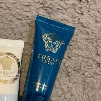 VERSACE EROS MOISTURIZING BODY LOTION 20 ML