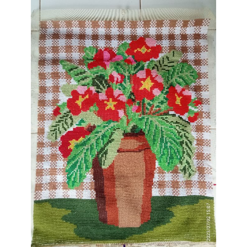 kristik hiasan dinding