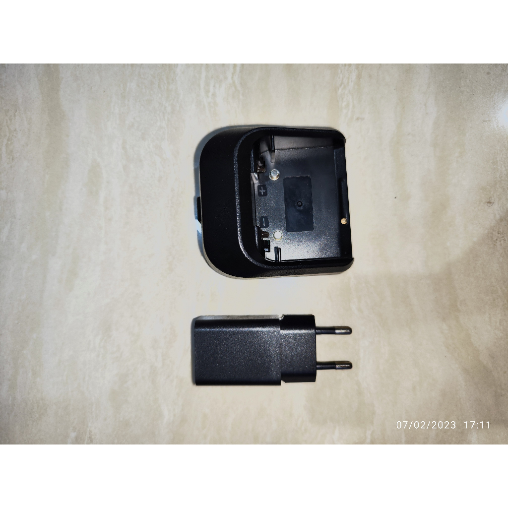 charger ht scom fc12 pro desktop dan colokan adaptor