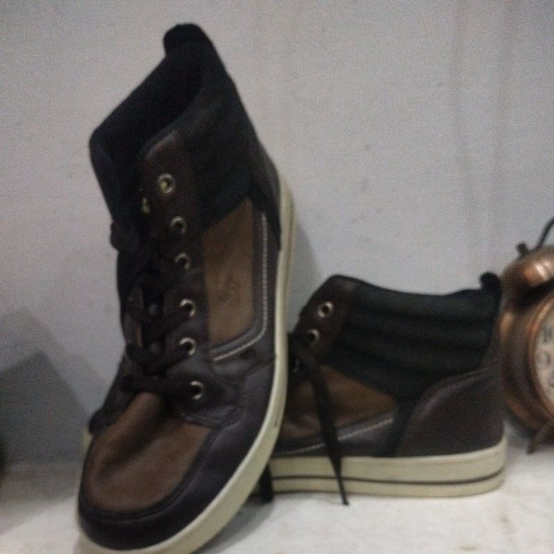 SEPATU AIRNESS