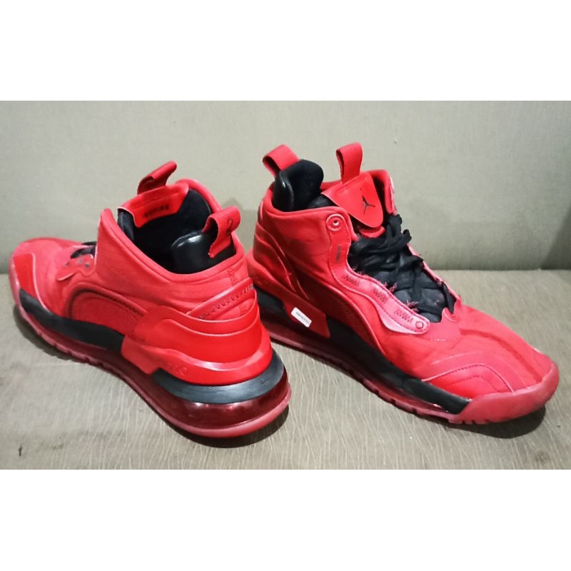 Nk3 4r J0rd4n Aerospace 720 (Tembus UPC)