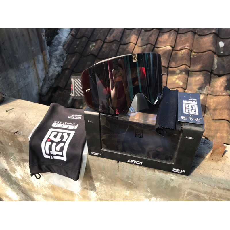 Ksr Orca Nectar black - kaca helm