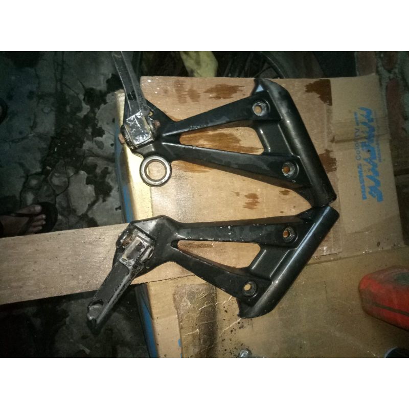 foodstep postep step belakang ninja 250 karbu ori