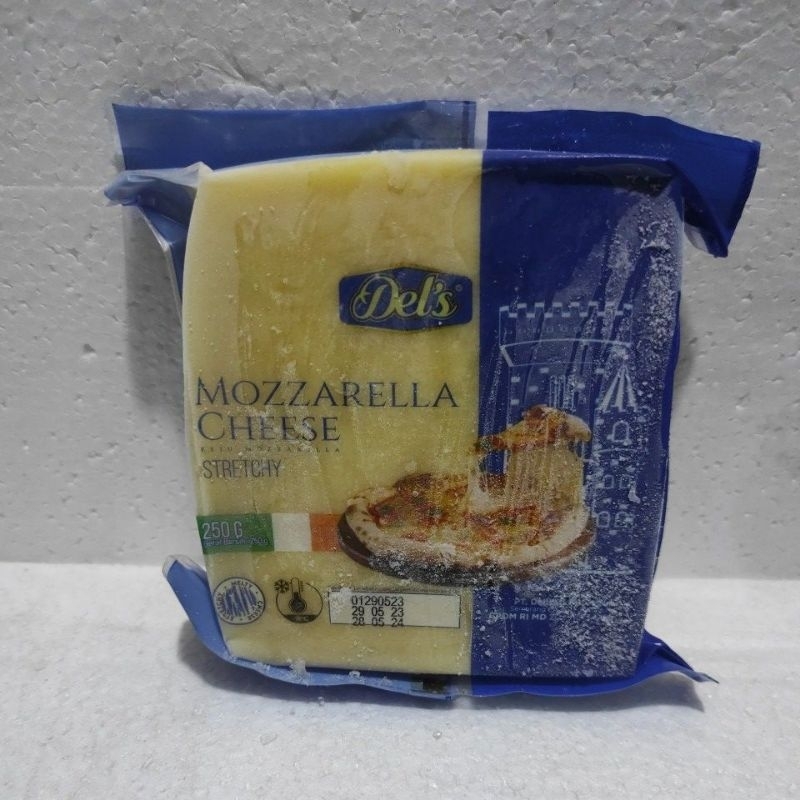 

Del's Keju Mozarella 250 gram