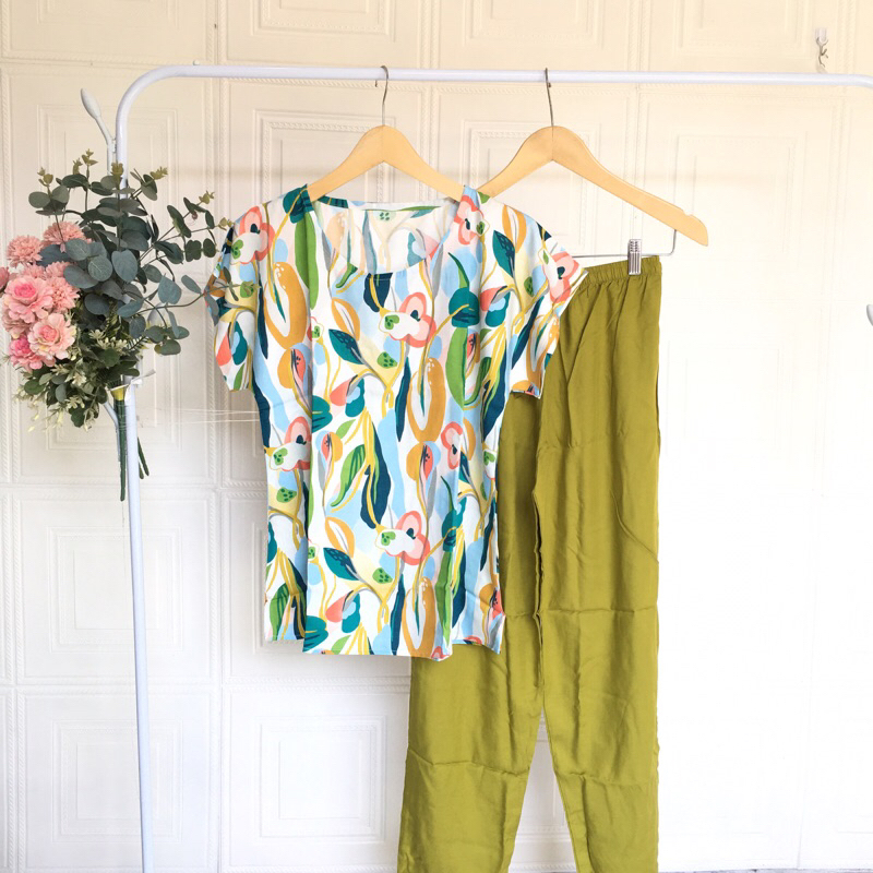 ((PILIH MOTIF ))BABYDOLL LENGAN PENDEK CELANA PANJANG RAYON / PAJAMAS / ONE SET Rayon Kekinian KATAL