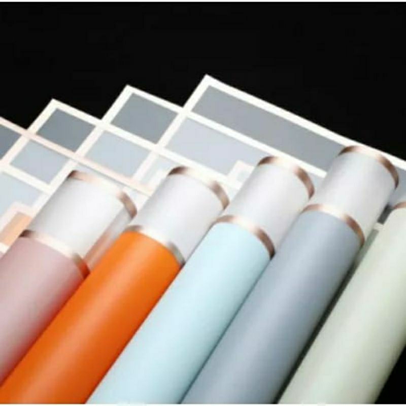 

TRANSPARANT GOLD FRAME CELLOPHANE / KERTAS BUKET MOTIF